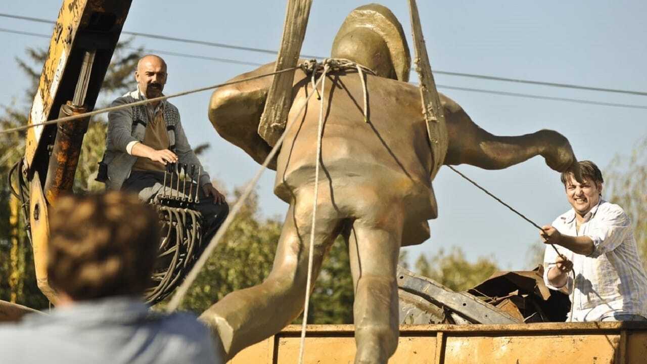 Monument to Michael Jackson 0