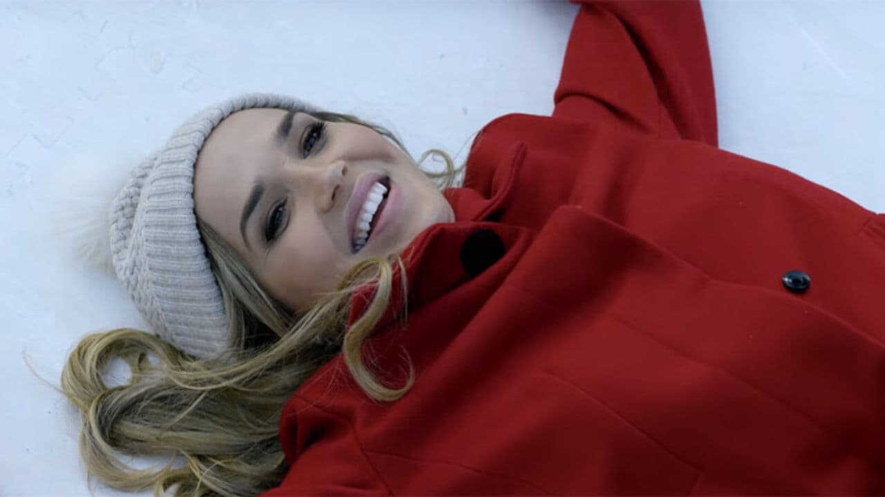 Four Christmases and a Wedding 0