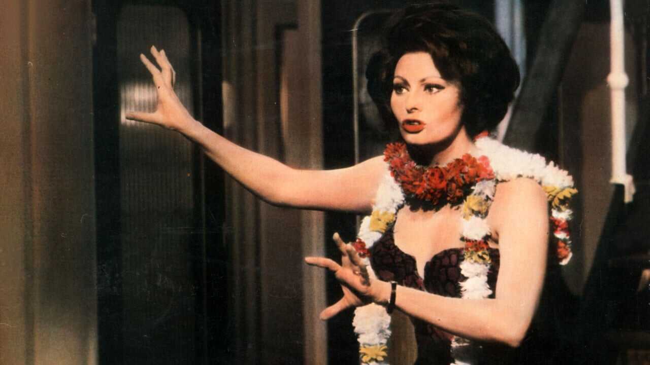 A Countess from Hong Kong 0