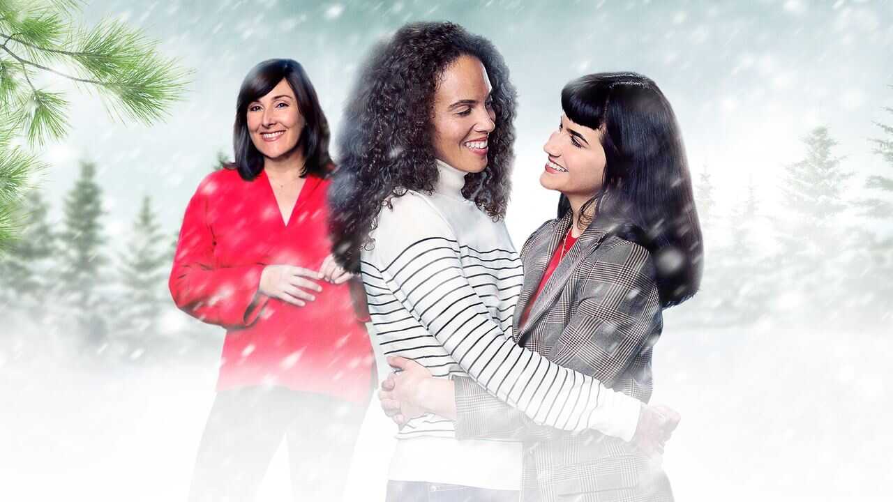 Under The Christmas Tree 0