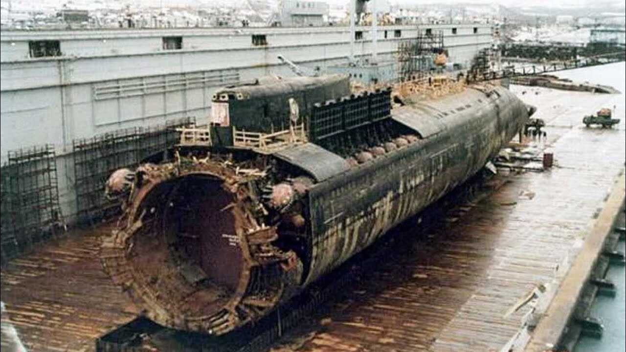 Koursk : Un sous-marin en eaux troubles (2004) 0