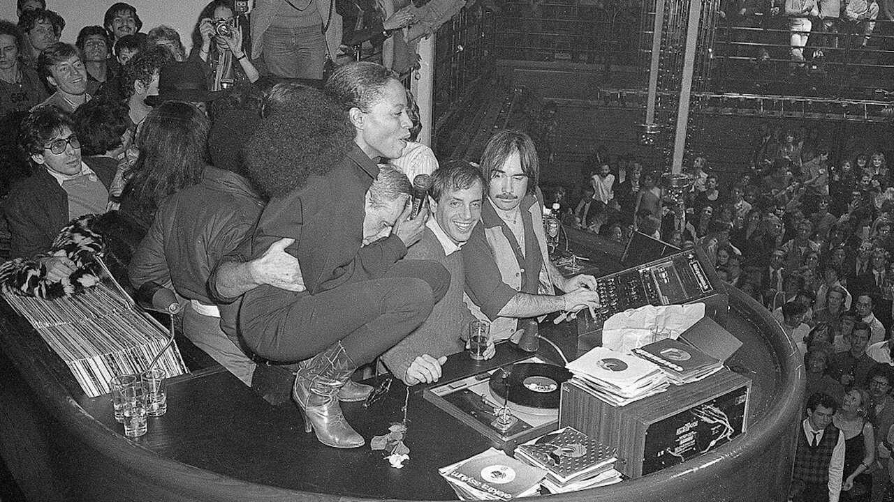 Studio 54 (2018) 0