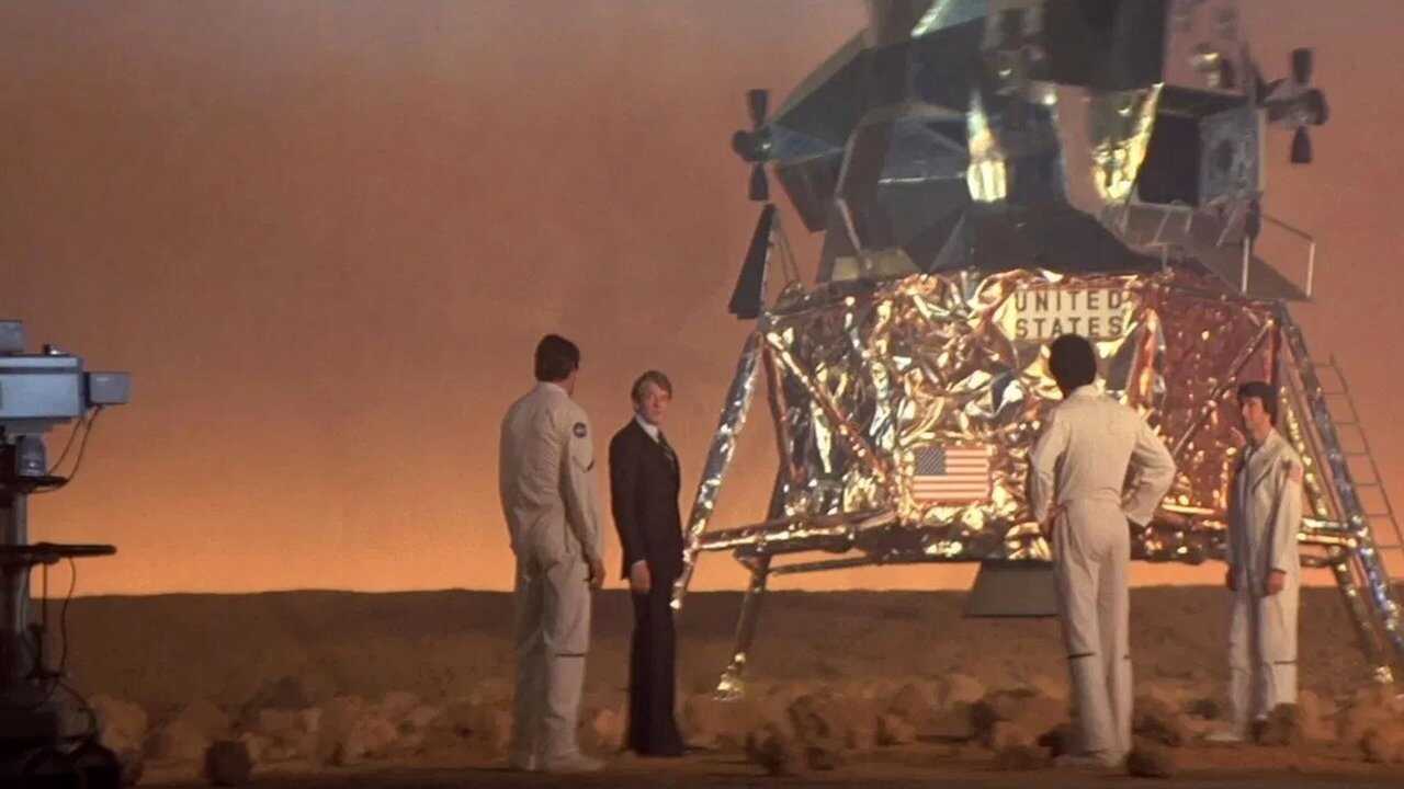 Capricorn One 0