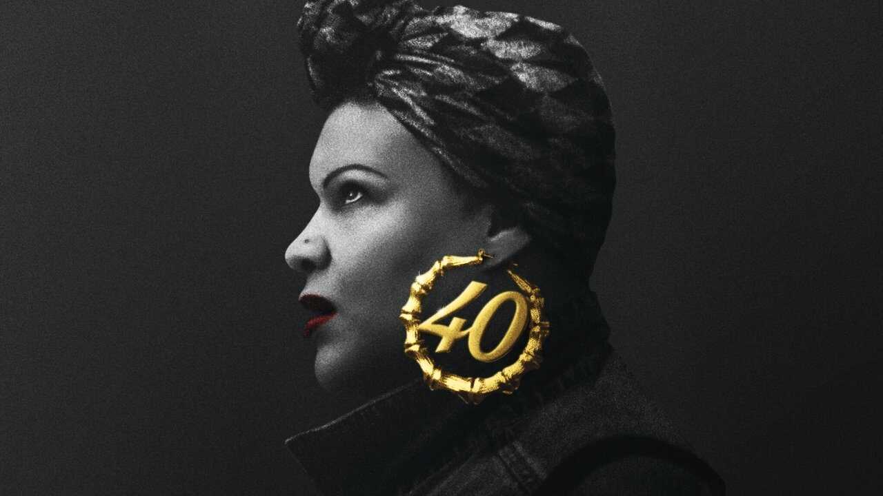 40-Letnia raperka (2020) 0
