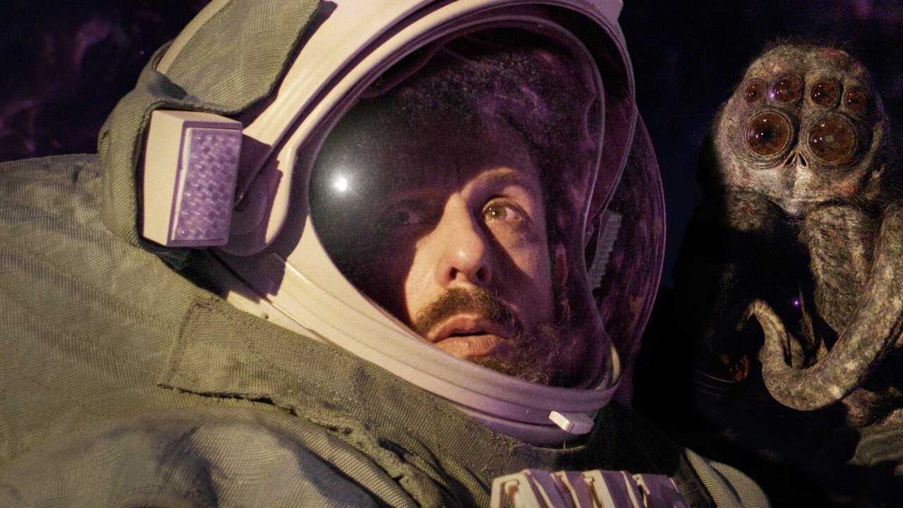 Bir Astronotun Sonsuz Yolculuğu (2024) 0