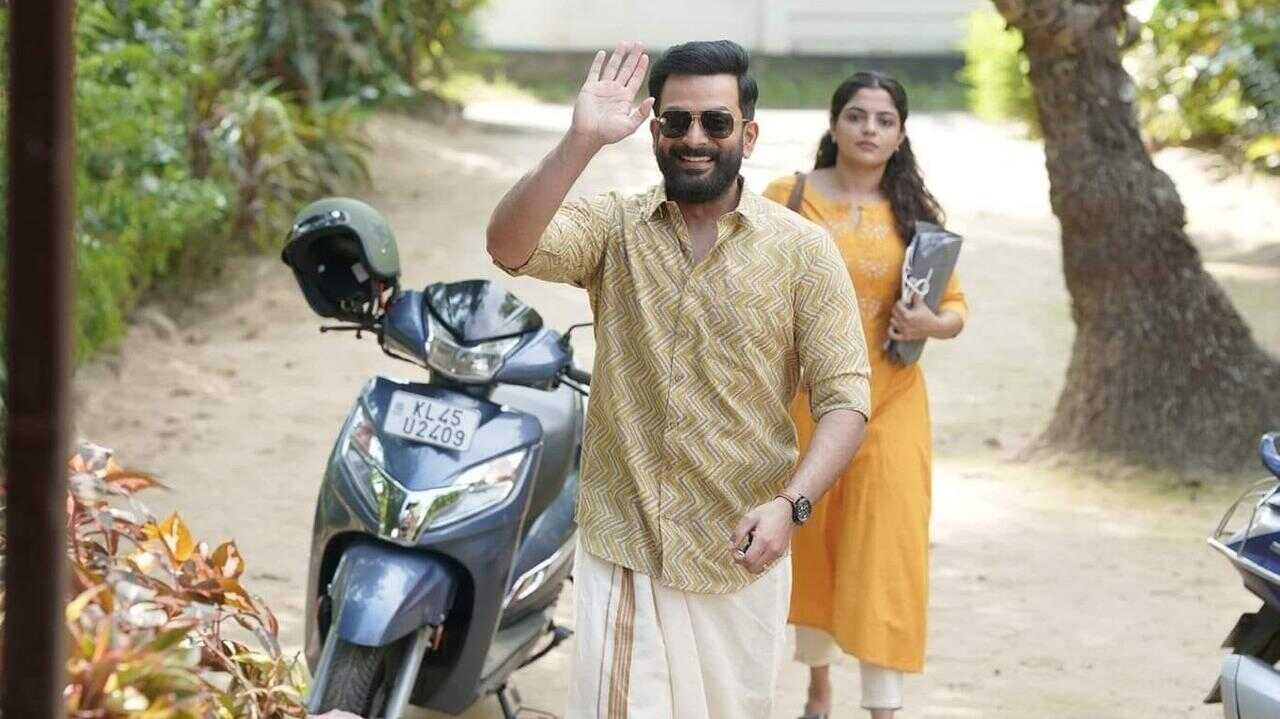 ഗുരുവായൂരമ്പല നടയിൽ 0