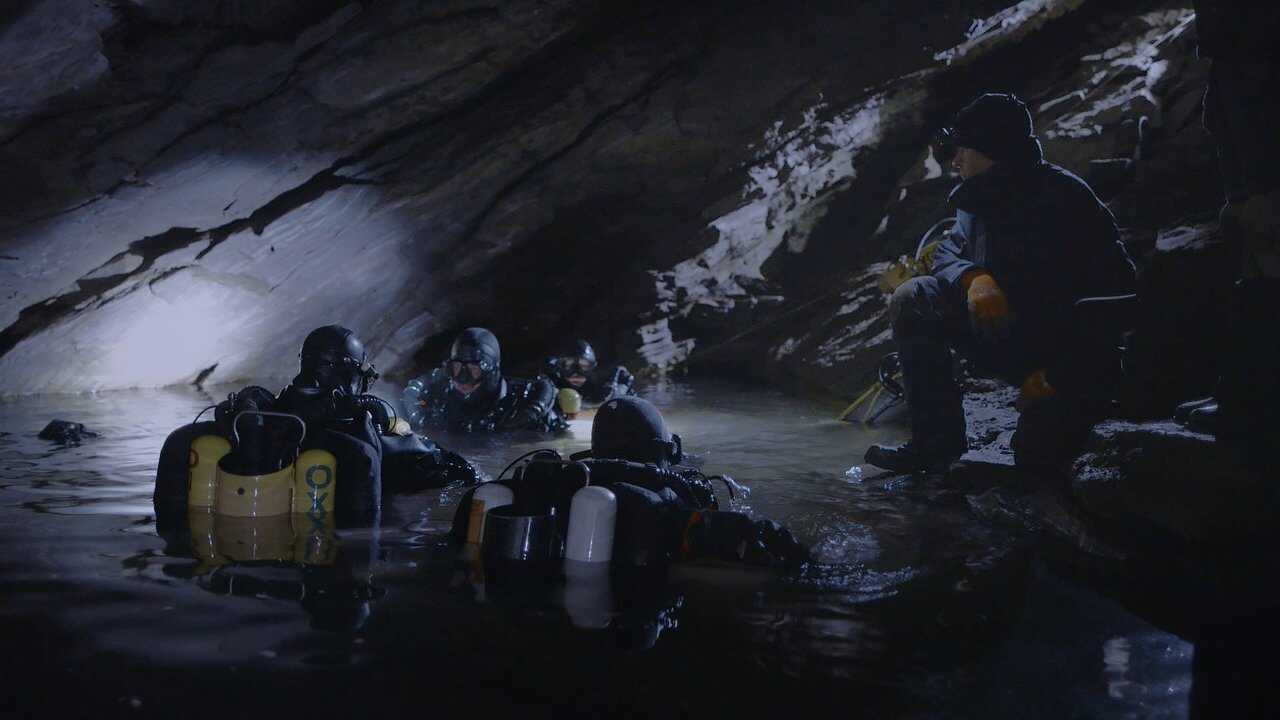 Diving Into the Unknown (2016) 0