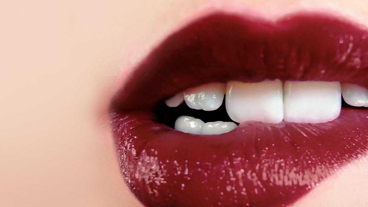 Orgasm Inc: The Story of OneTaste 0