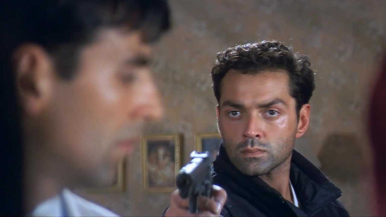 Ajnabee (2001) 0