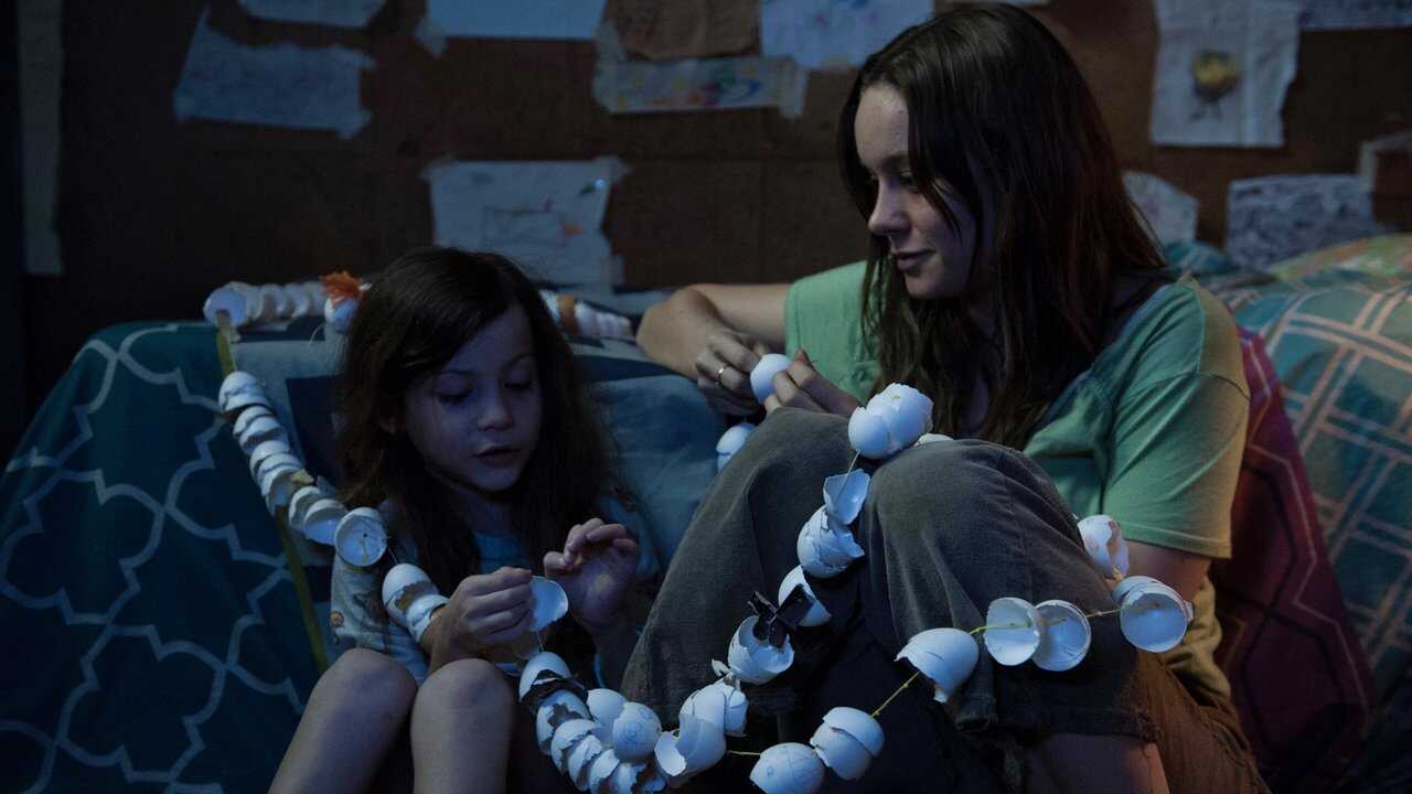 Room (2015) 0