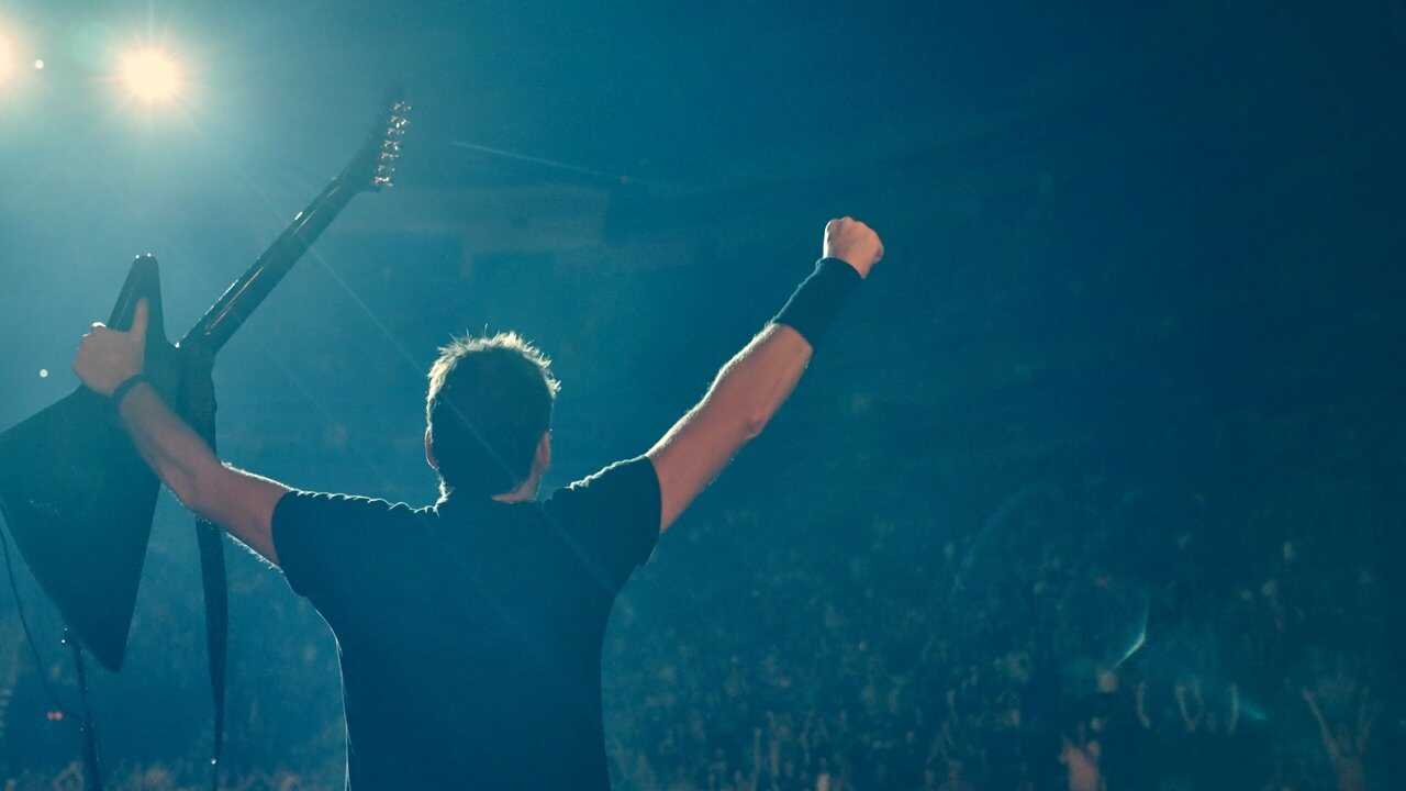 Hate to Love: Nickelback 0