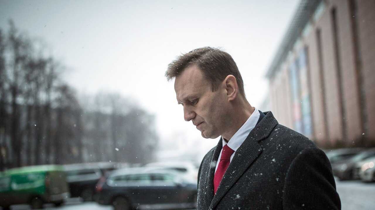 Becoming Nawalny - Putins Staatsfeind Nr. 1 0