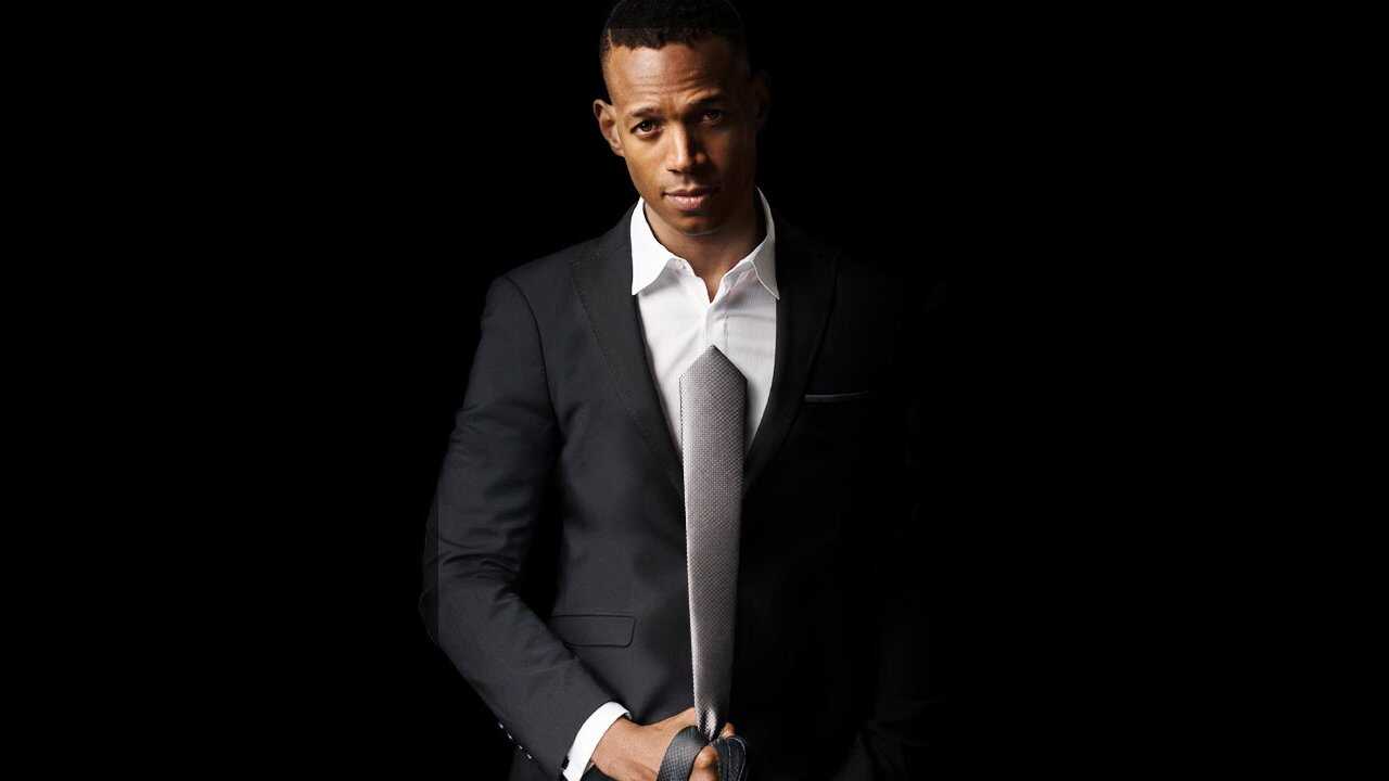 Fifty Shades of Black 0