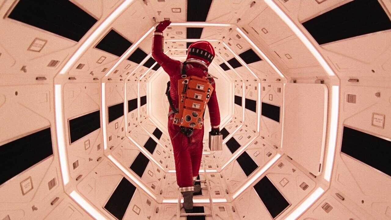 2001: A Space Odyssey (1968) 0