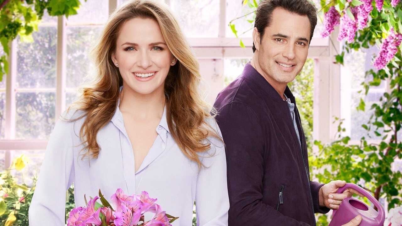 Love Blossoms 0
