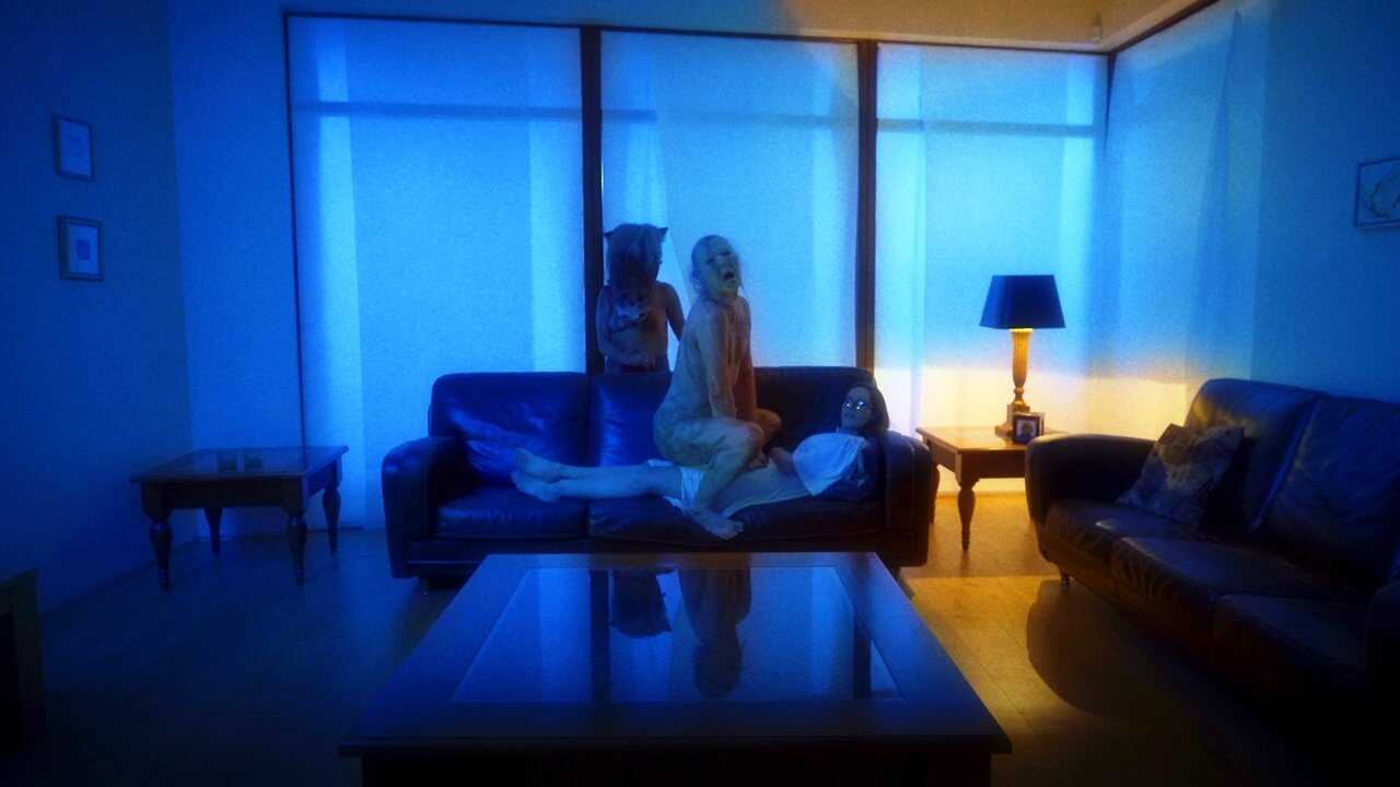 Bajo el sótano (2021) 0