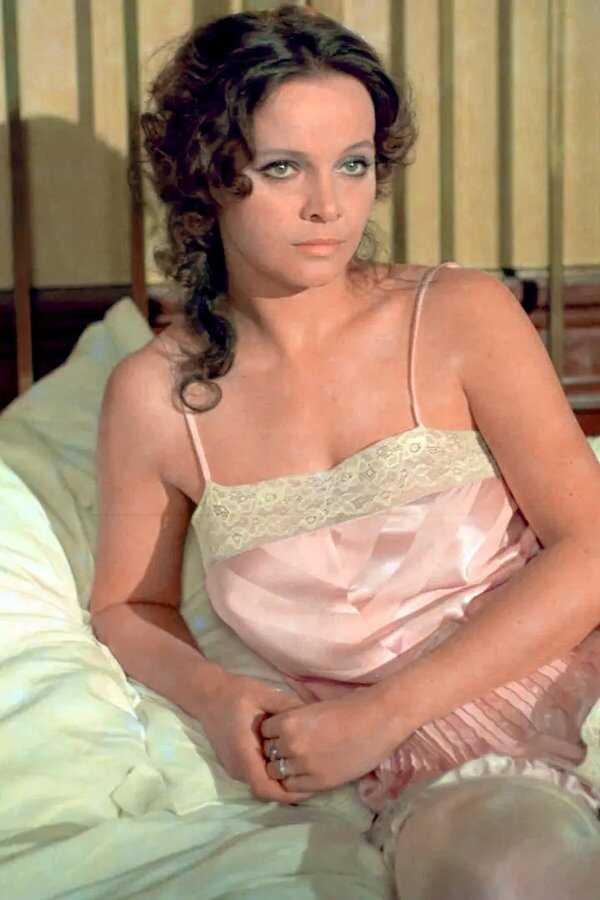 Divina creatura (1975) 0