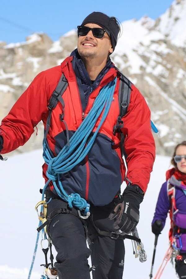 Summit Fever (2022) 0