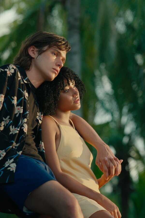 Everything, Everything (2017) 0