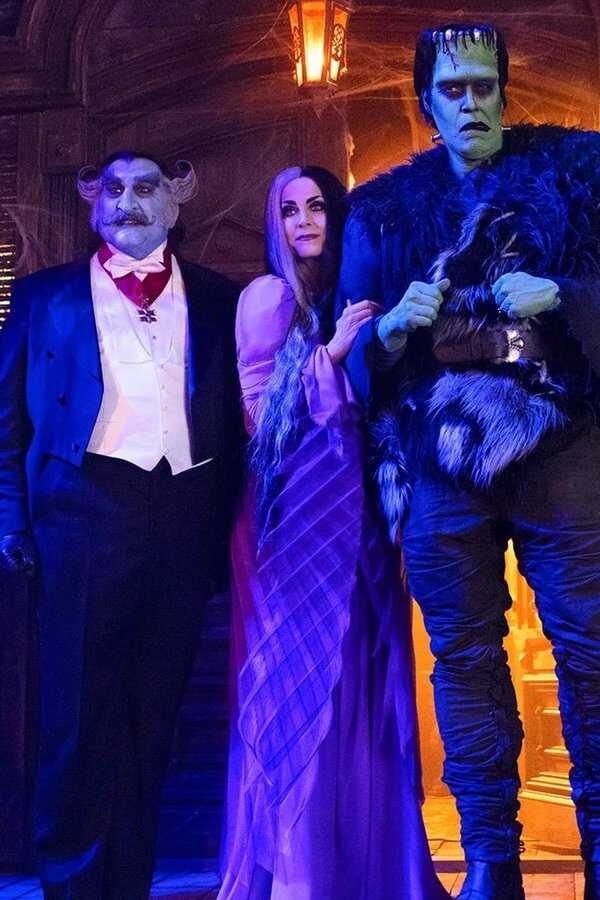Die Munsters (2022) 0