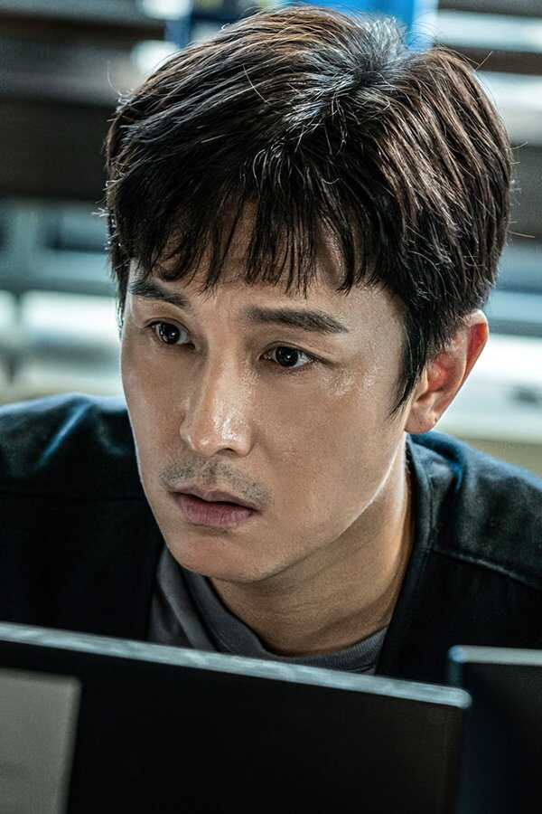 B컷 (2022) 0