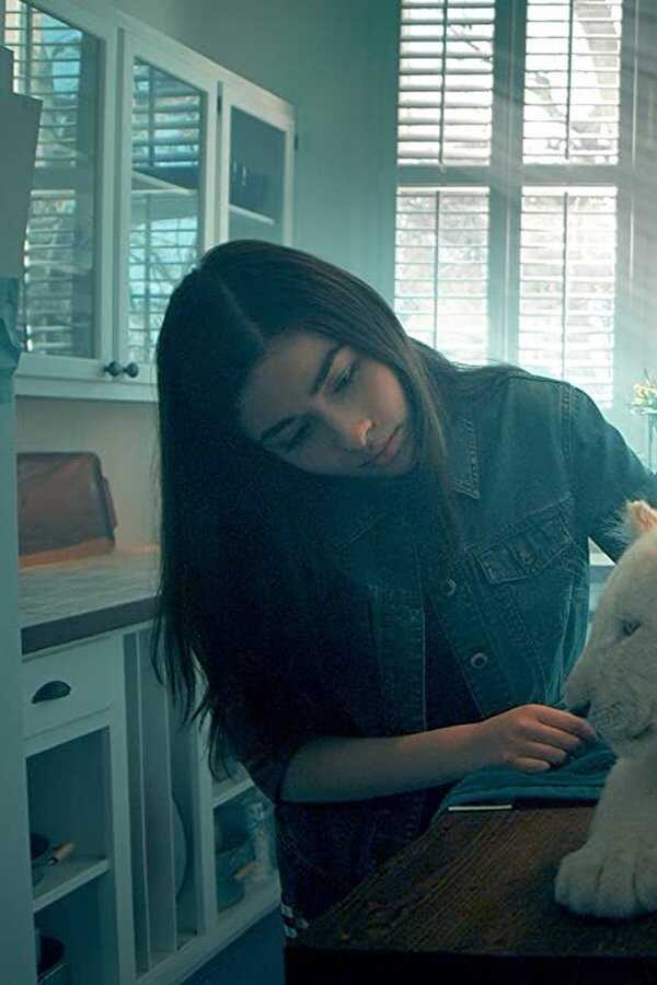 Lena & Snowball (2021) 0