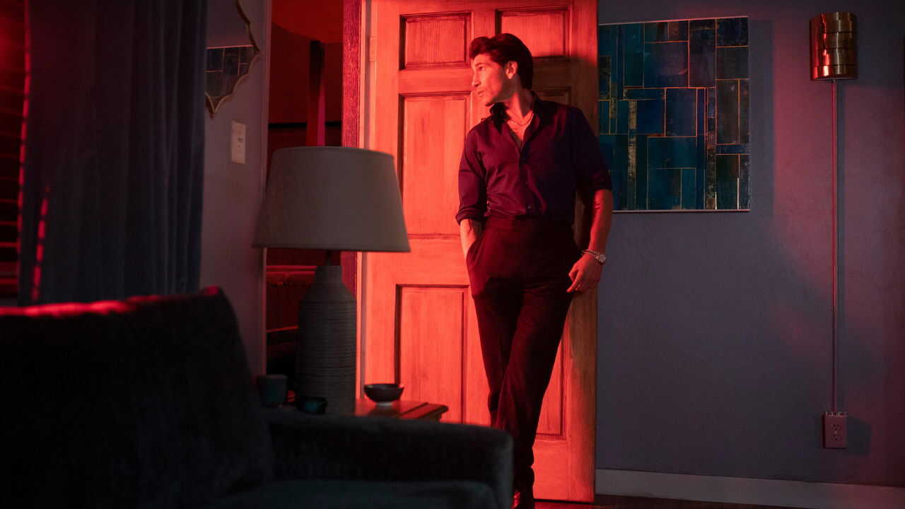 P+ - American Gigolo (2022) 3