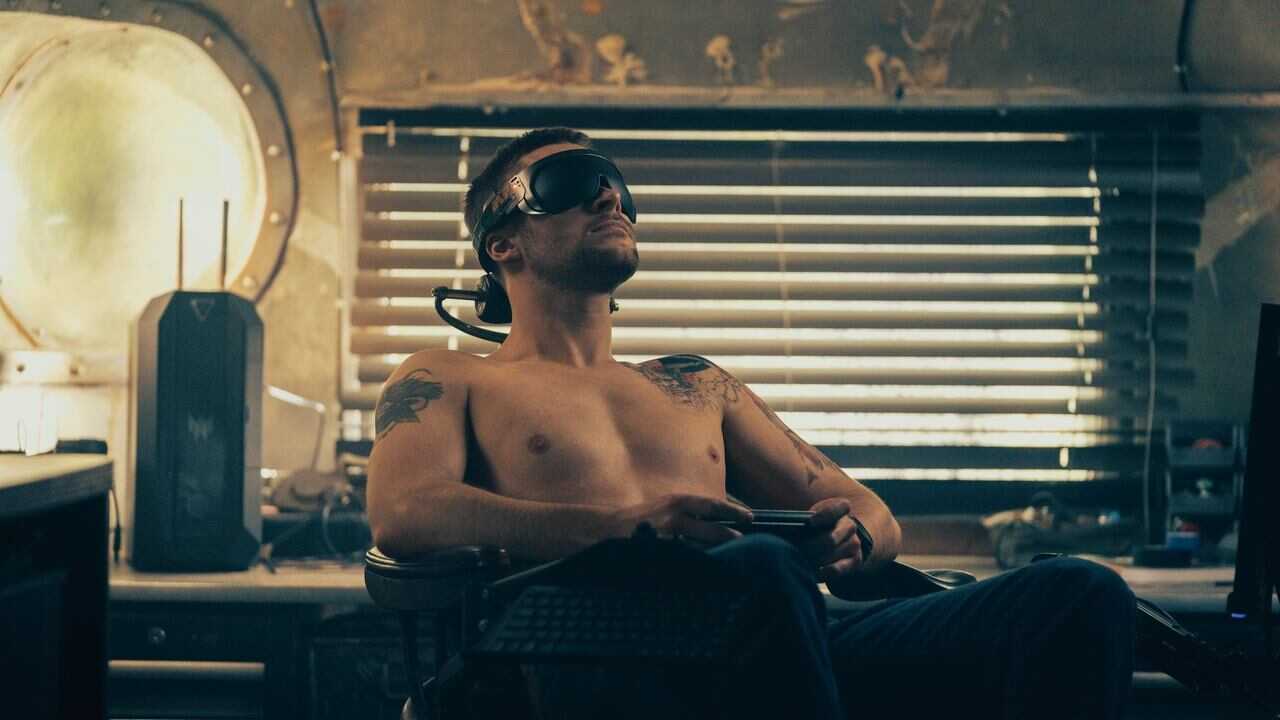 AMZ - The Peripheral (2022) (US) 3