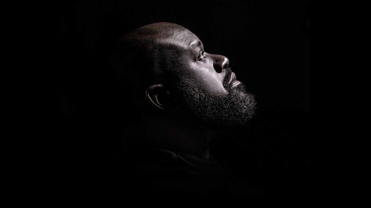 ES - Shaq (2022) (US) 0